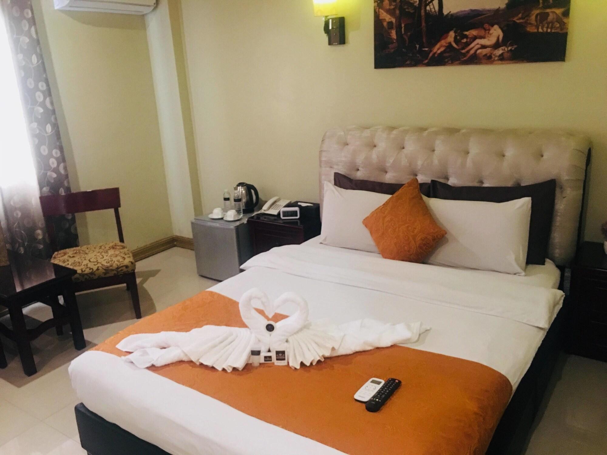Clark Imperial Hotel Анхелес Екстериор снимка
