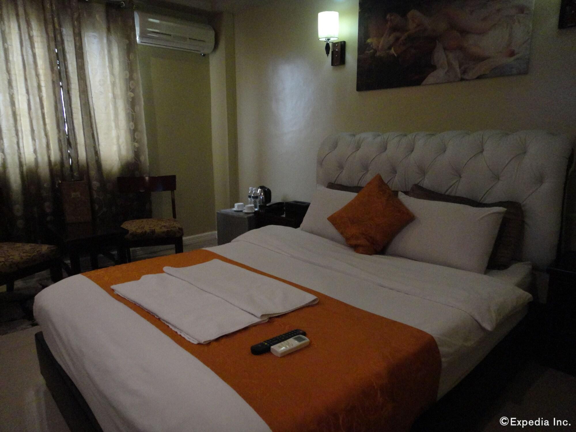 Clark Imperial Hotel Анхелес Екстериор снимка