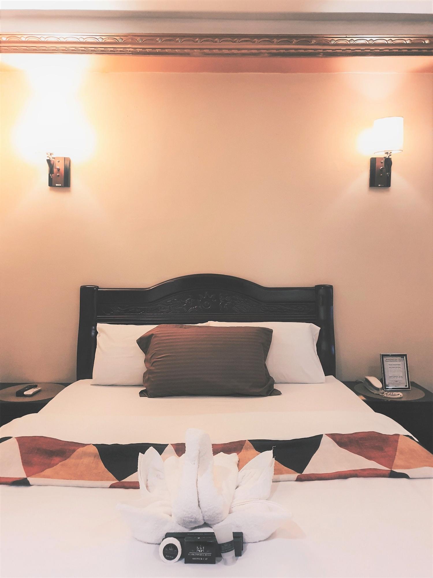 Clark Imperial Hotel Анхелес Екстериор снимка