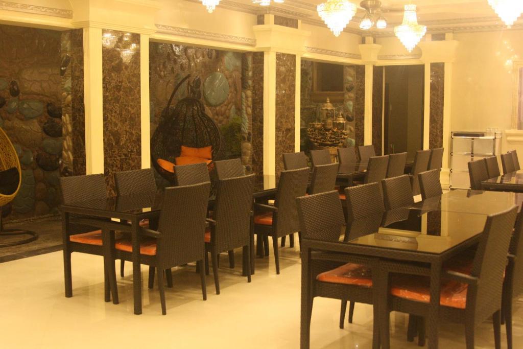 Clark Imperial Hotel Анхелес Екстериор снимка